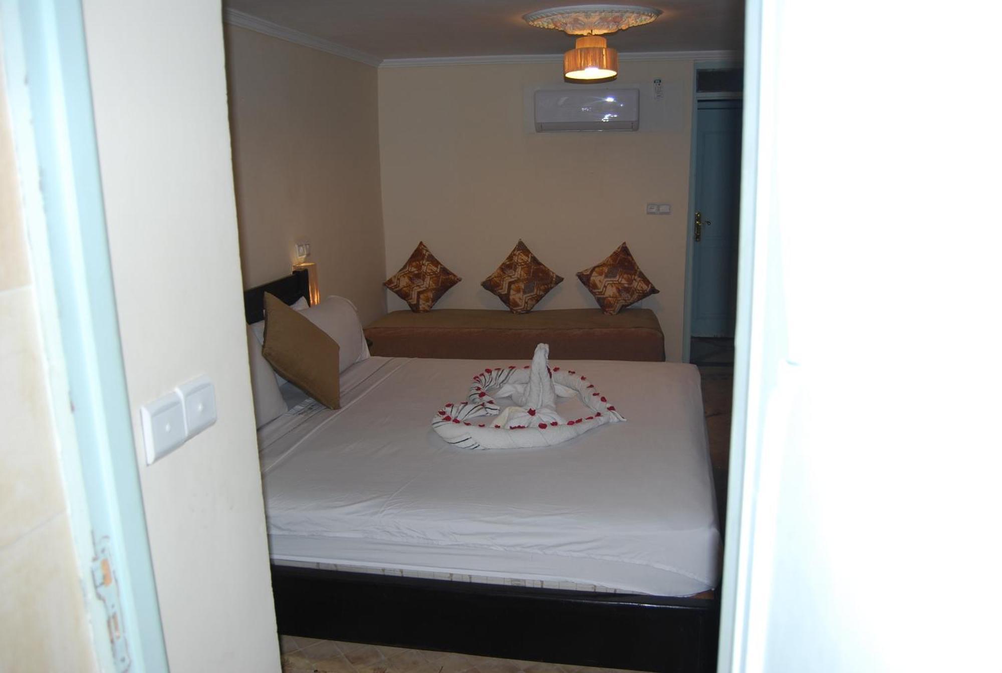 Dar "Jenna-Rose" Hotel มาร์ราเกช ภายนอก รูปภาพ