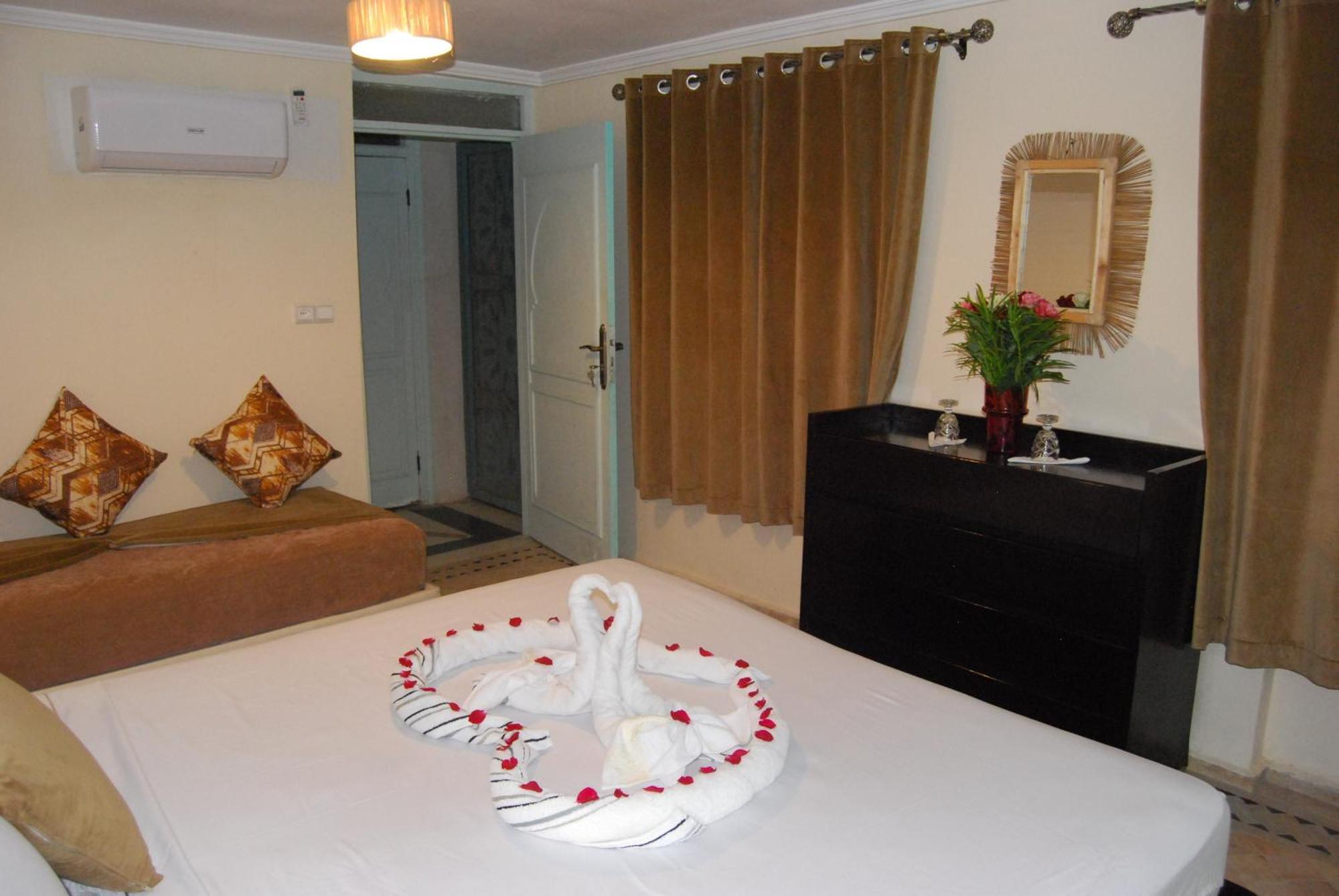 Dar "Jenna-Rose" Hotel มาร์ราเกช ภายนอก รูปภาพ